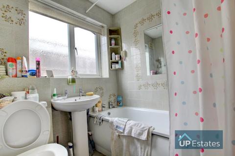 26 Attwood Crescent, Coventry, CV2 3JX