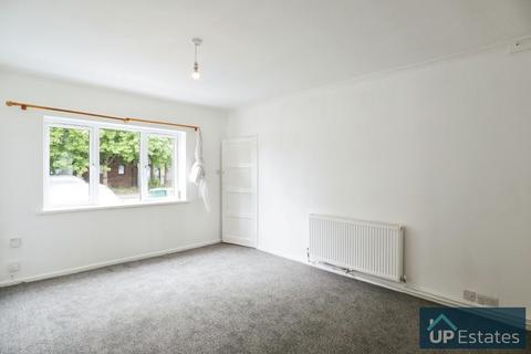 3 bedroom terraced house to rent, Arundel Road, Coventry