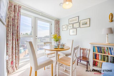 1 bedroom apartment for sale, Bath Gate Place, Hammond Way, Cirencester, Gloucestershire