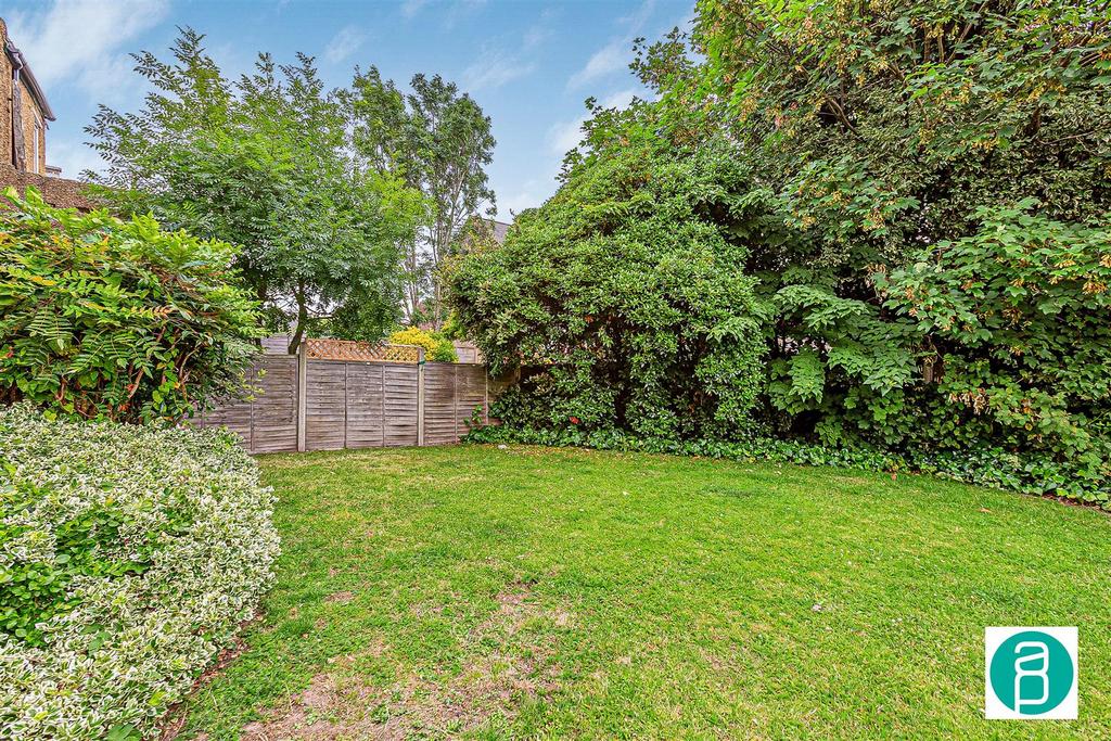 Andrew Purnell-1 Whitfield Court-11.jpg
