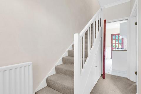 2 bedroom terraced house for sale, Farmfield Road, Bromley