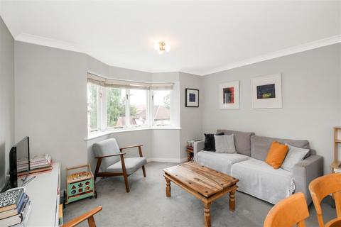 2 bedroom flat for sale, Victory Road, Wanstead