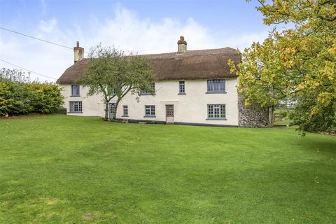 4 bedroom detached house for sale, Tenantspiece Cottages, Drewsteignton, Exeter