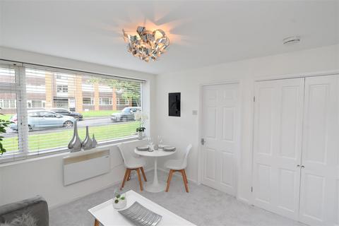 1 bedroom apartment for sale, Trident Court, Savoy Close, Birmingham B32