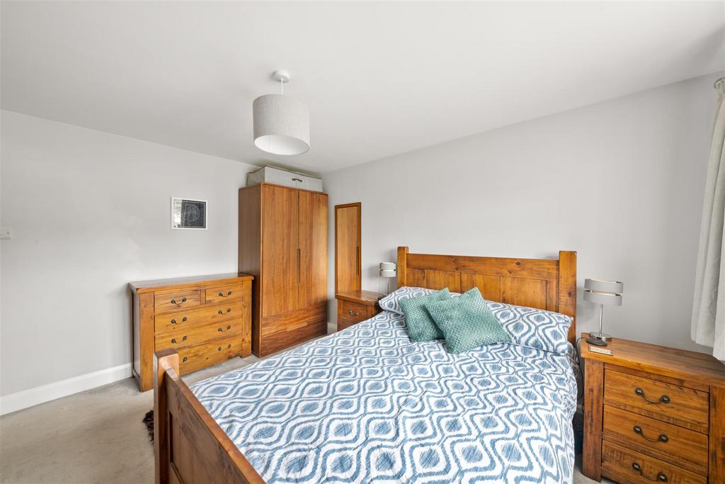 Bedroom1-1.jpg