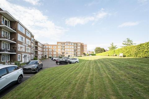 3 bedroom apartment for sale, Chessington Court, Temple Fortune N3