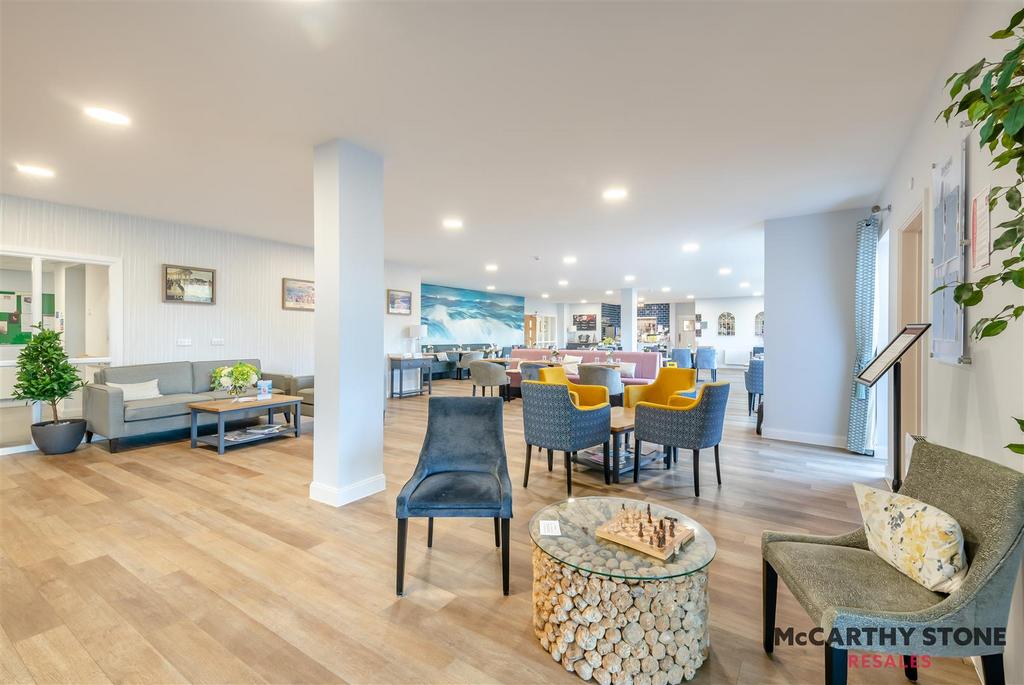 8628691-interior12.jpg