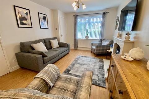 3 bedroom detached house for sale, Meadow Rise, Sheriff Hill, Gateshead