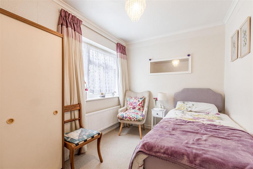 21 Oyster lane, Byfleet - 5.jpg