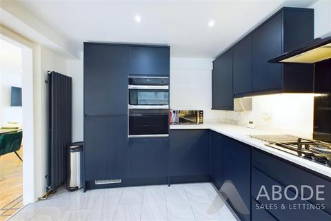 65 Ashby Road, Burton-on-trent, DE15 0NU