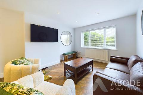65 Ashby Road, Burton-on-trent, DE15 0NU