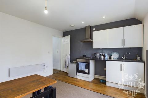 1 bedroom flat for sale, Dovecot Street, Stockton-on-tees