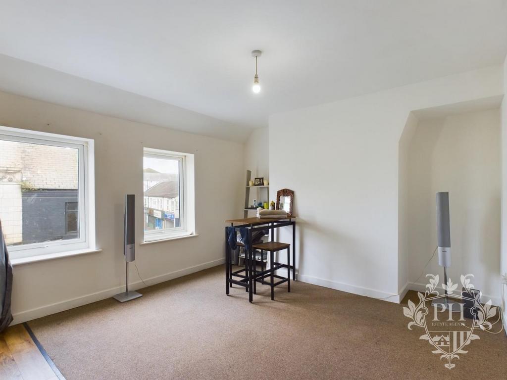 CAM02002 G0-PR0059-STILL001.jpg