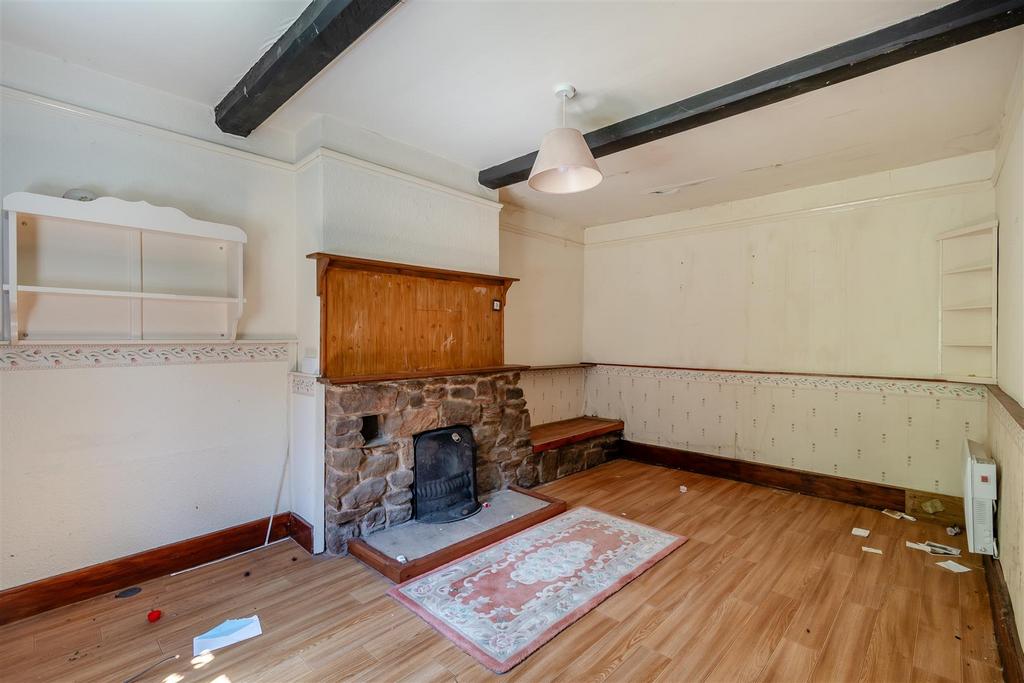 8612132-interior10.jpg