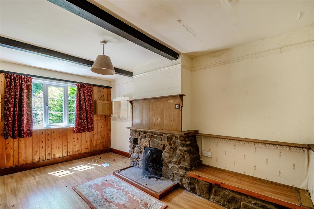 8612132-interior13.jpg