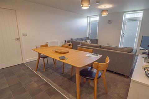 2 bedroom flat for sale, Trinity Walk, Derby DE1