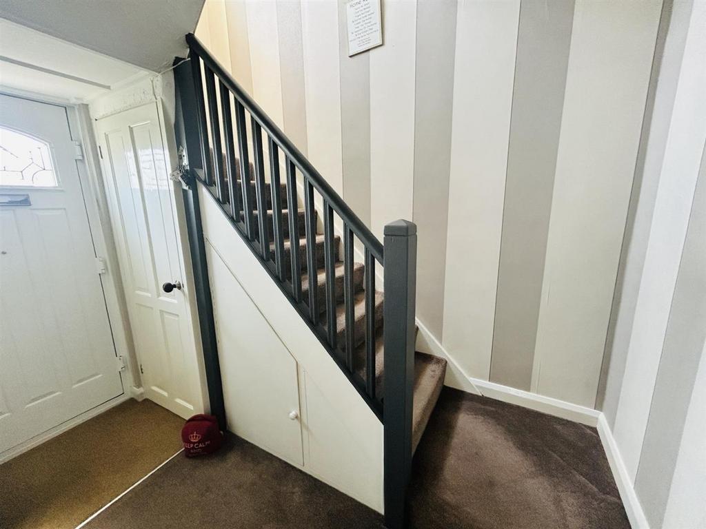 01323 438506