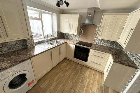 8 Bentley Walk, Corby, NN18 0PG