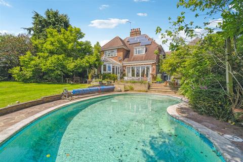 6 bedroom detached house for sale, Gipsy Lane, Knebworth SG3