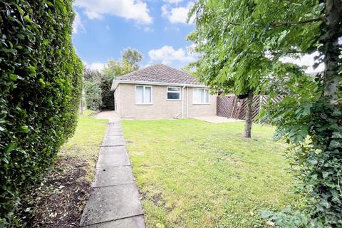 2 bedroom bungalow to rent, Church Farm Bungalows, Kenny Hill IP28