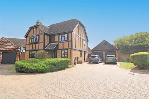 4 bedroom detached house for sale, Rainbow Mead, Hatfield Peverel, Chelmsford