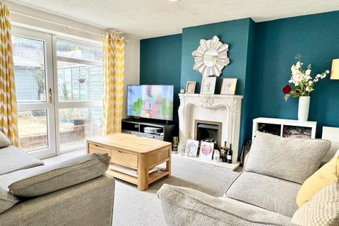 3 bedroom house for sale, Stourbridge Road, Halesowen