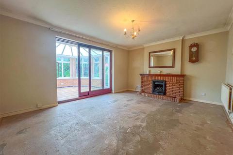 2 bedroom detached bungalow for sale, Norwich Close, St Nicolas Park, Nuneaton