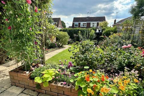 3 bedroom semi-detached house for sale, Chantry Crescent, Alcester