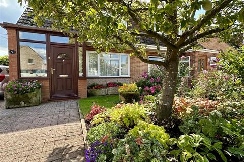 3 bedroom semi-detached house for sale, Chantry Crescent, Alcester