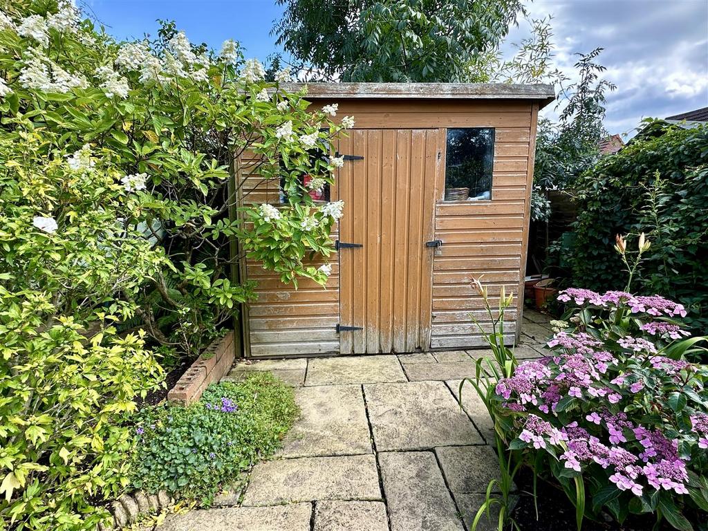 Garden shed