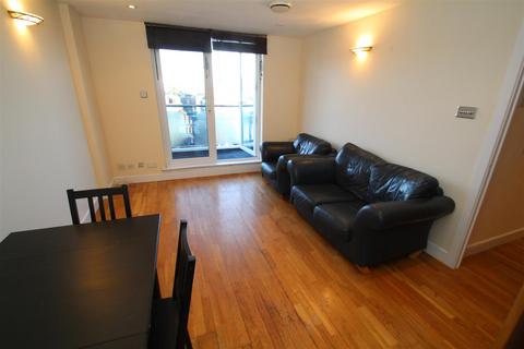 2 bedroom apartment to rent, Platinum House, Lyon Road, Harrow HA1 2EX