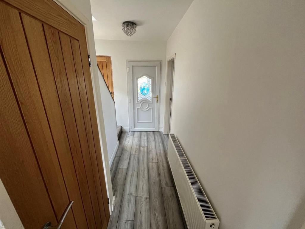 Entrance Hallway.jpg