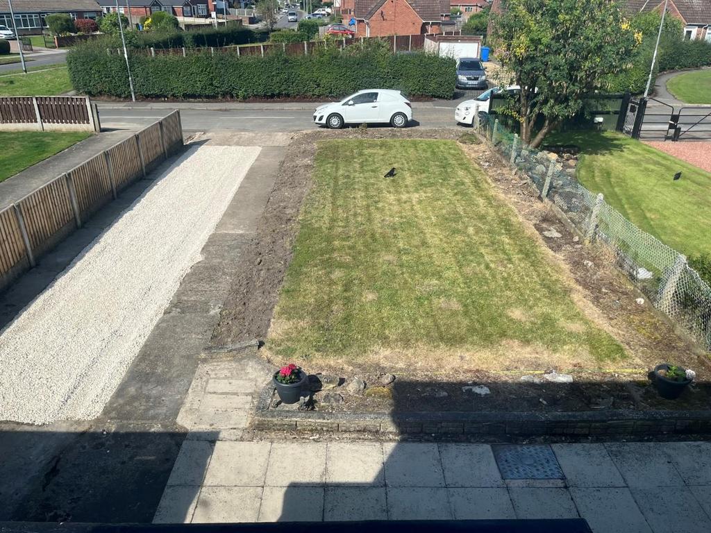 Front garden from first floor.jpg