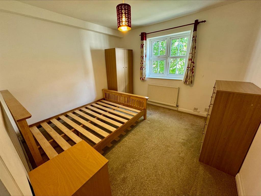 Double Bedroom.jpeg