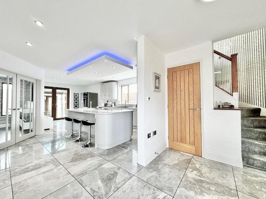 Lee lane kitchen.jpg