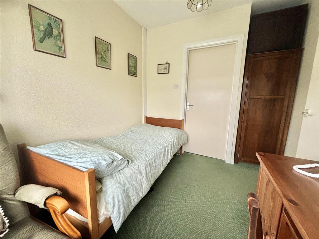 Office/Guest Bedroom