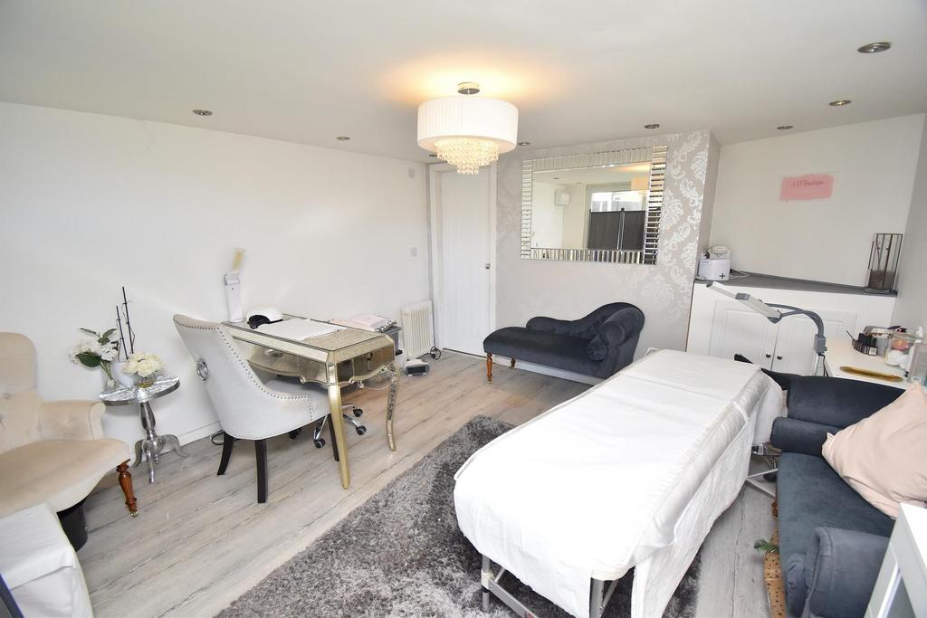 Detached Home/Office