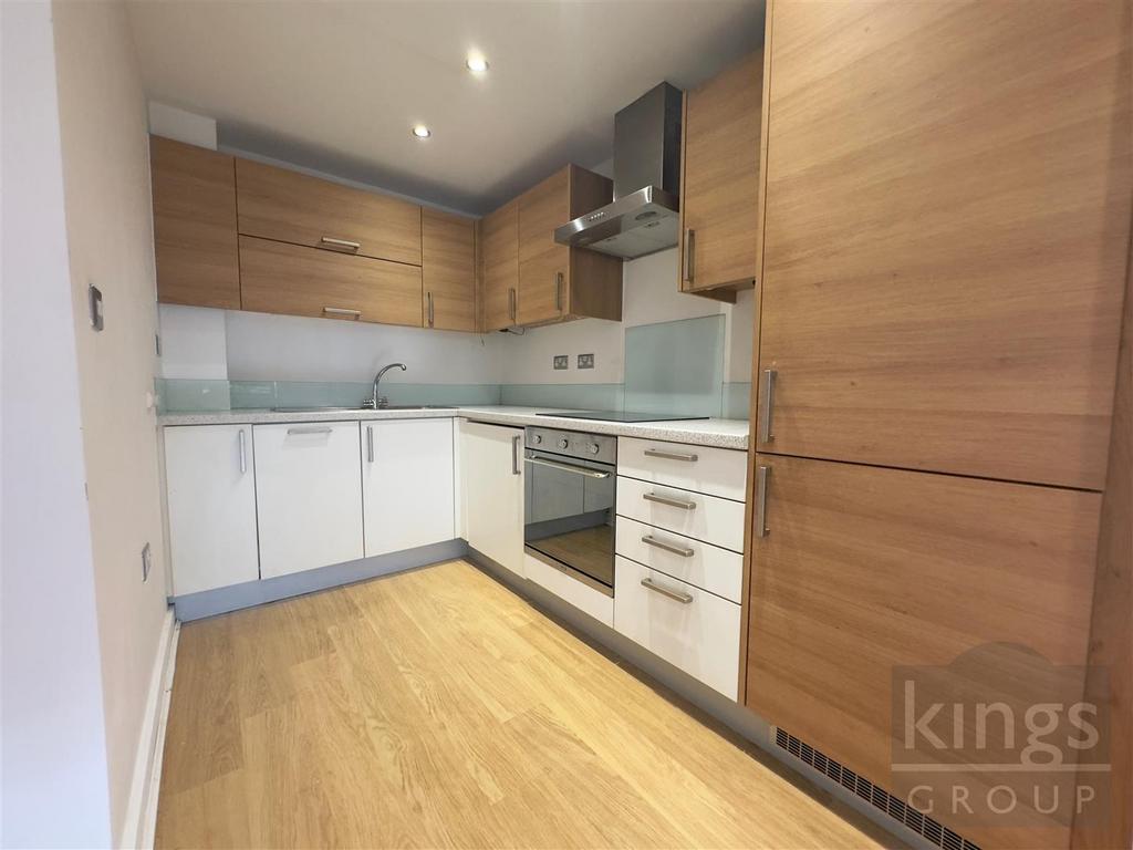 Kitchen / Lounge