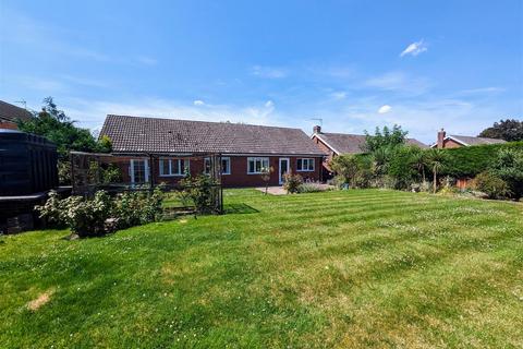 3 bedroom detached bungalow for sale, Bathley Lane, Little Carlton, Newark