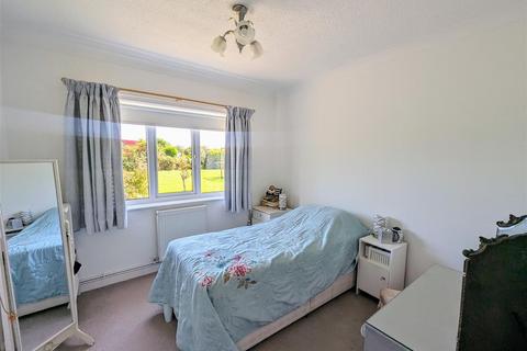 Fayre Oaks Bathley Lane, Little Carlton, Newark, NG23 6BY