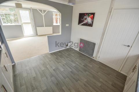 3 bedroom end of terrace house for sale, Badger Road, Sheffield, S13