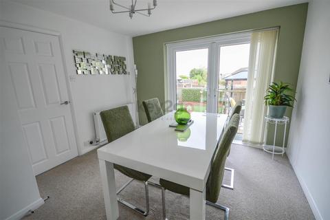 3 bedroom detached house for sale, Redwood Avenue, Killamarsh, Sheffield, S21