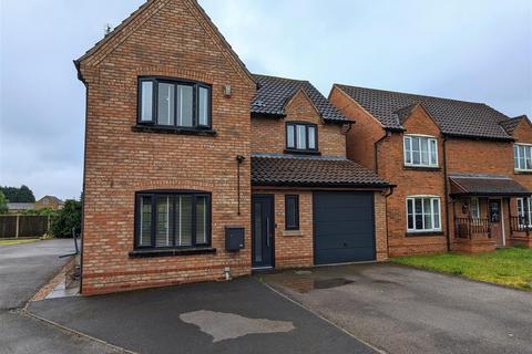 4 bedroom detached house for sale, Manor House Drive, North Muskham