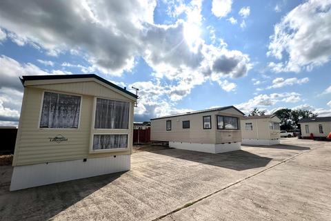 2 bedroom mobile home to rent, Mile Tree Lane, Aldermans Green, Coventry