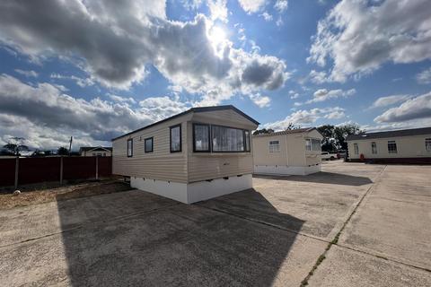 2 bedroom mobile home to rent, Mile Tree Lane, Aldermans Green, Coventry