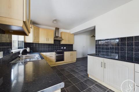 3 bedroom end of terrace house for sale, Rookwood Road, Leeds