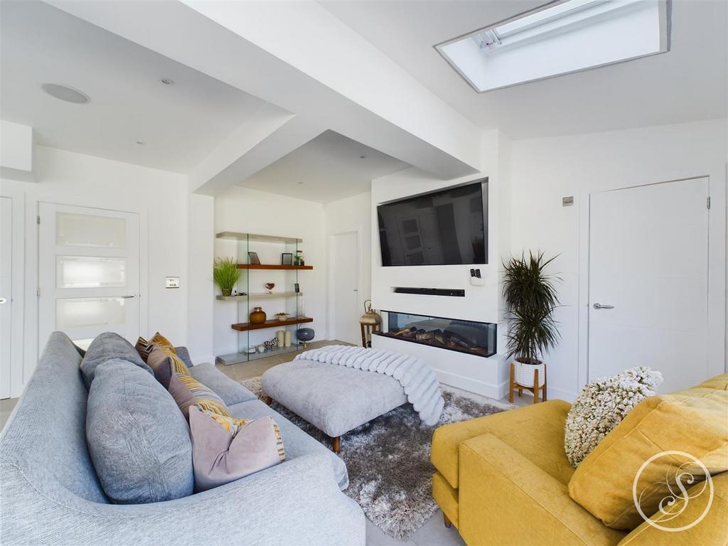 Kitchen/Diner/Family Room