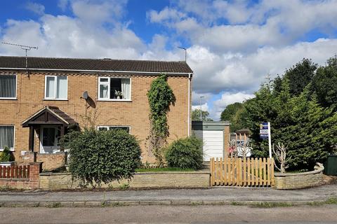 3 bedroom end of terrace house for sale, Carnarvon Close, Bingham, Nottingham