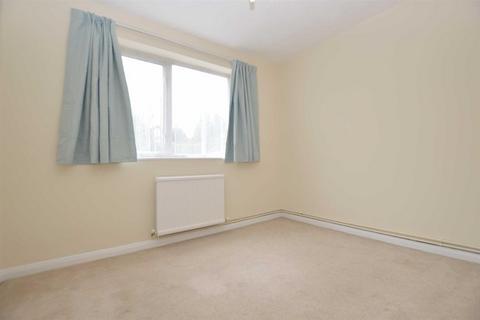 2 bedroom maisonette for sale, Headley Road, Woodley
