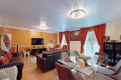 2 bedroom flat for sale, Bilton Towers, Great Cumberland Place, Marble Arch, London W1H